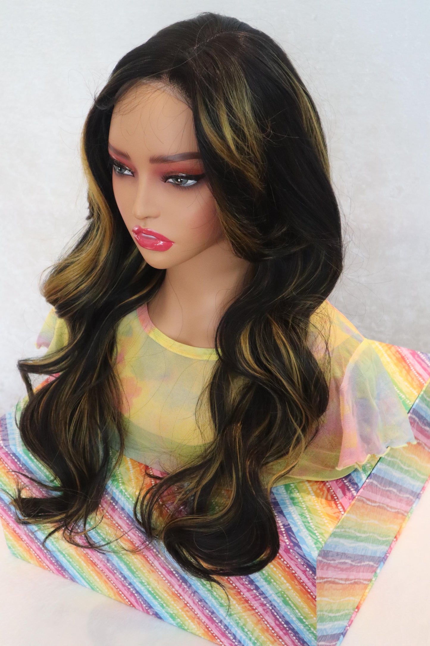 Romantic Dark Brown Wavy Lace Front Wig with Yellow Highlights – 26 Inches of Natural Elegance