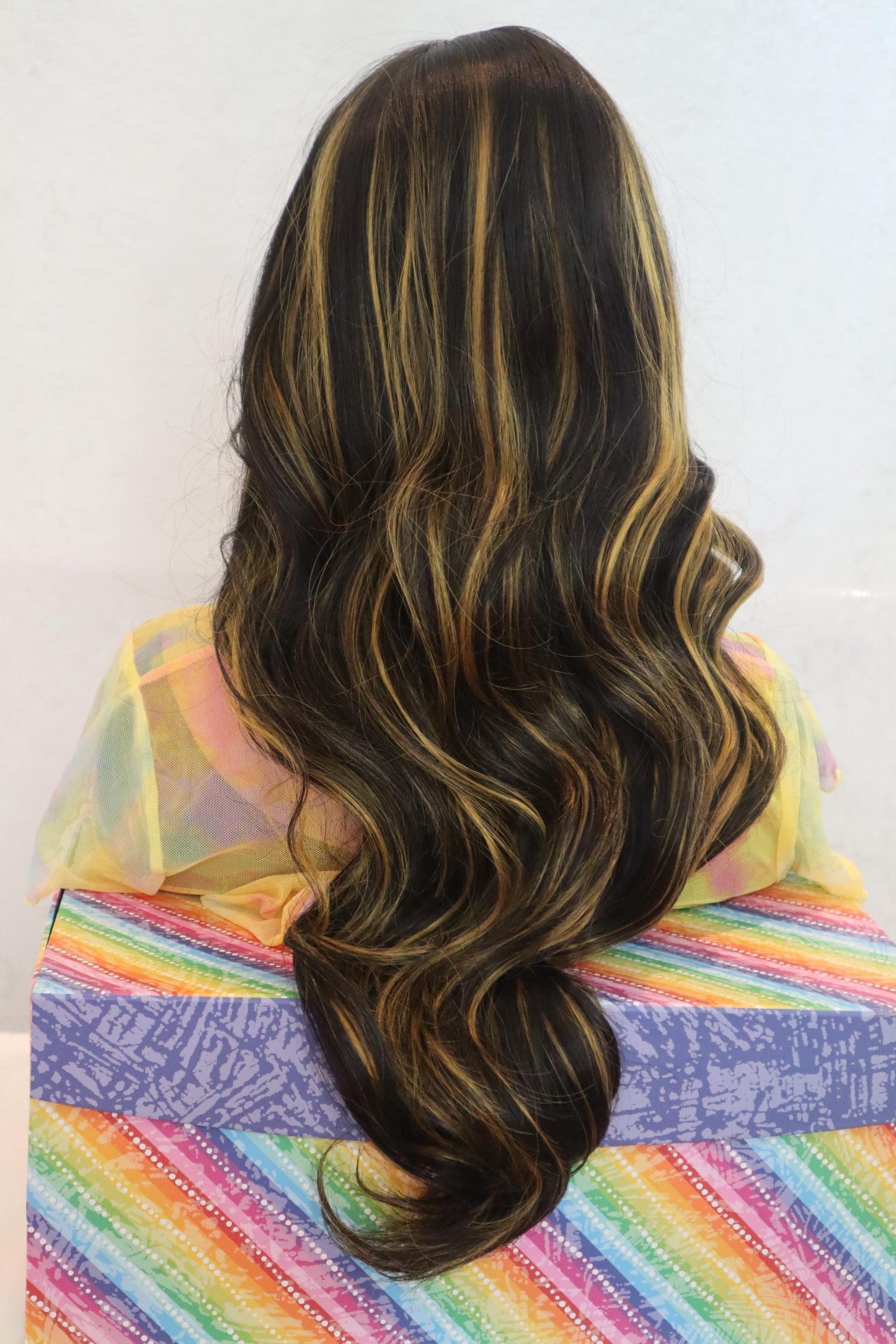 Romantic Dark Brown Wavy Lace Front Wig with Yellow Highlights – 26 Inches of Natural Elegance