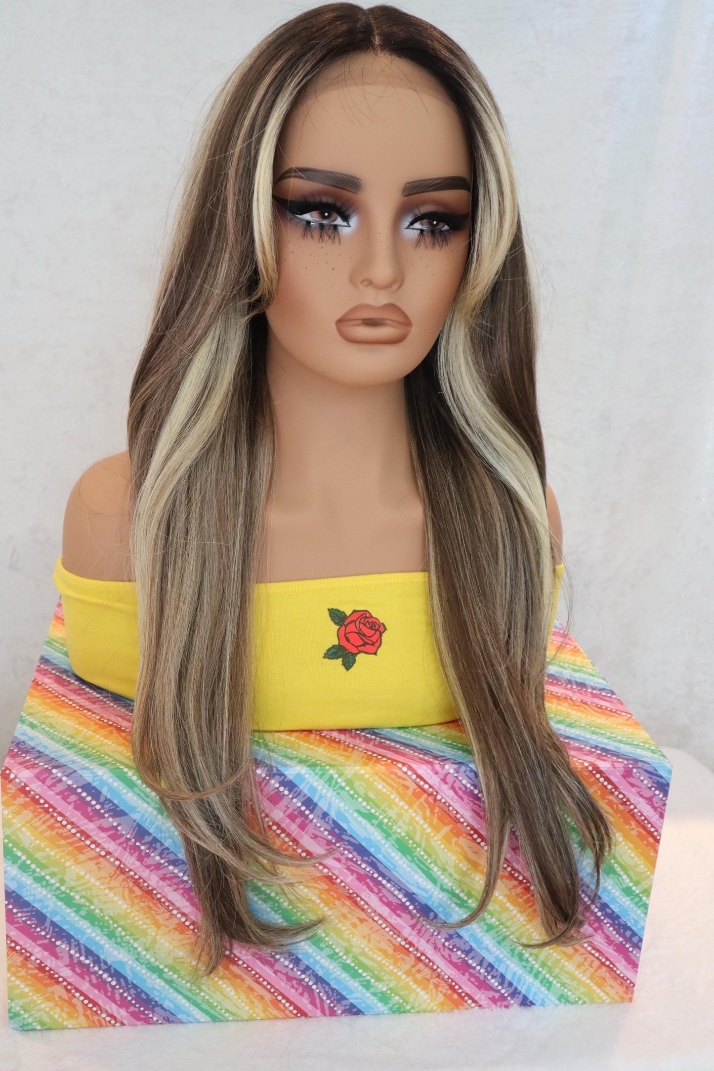 Long Manageable Non Shedding Straight Blonde Wig with Highlights Lowlights Soft Sexy Lace Front Wig