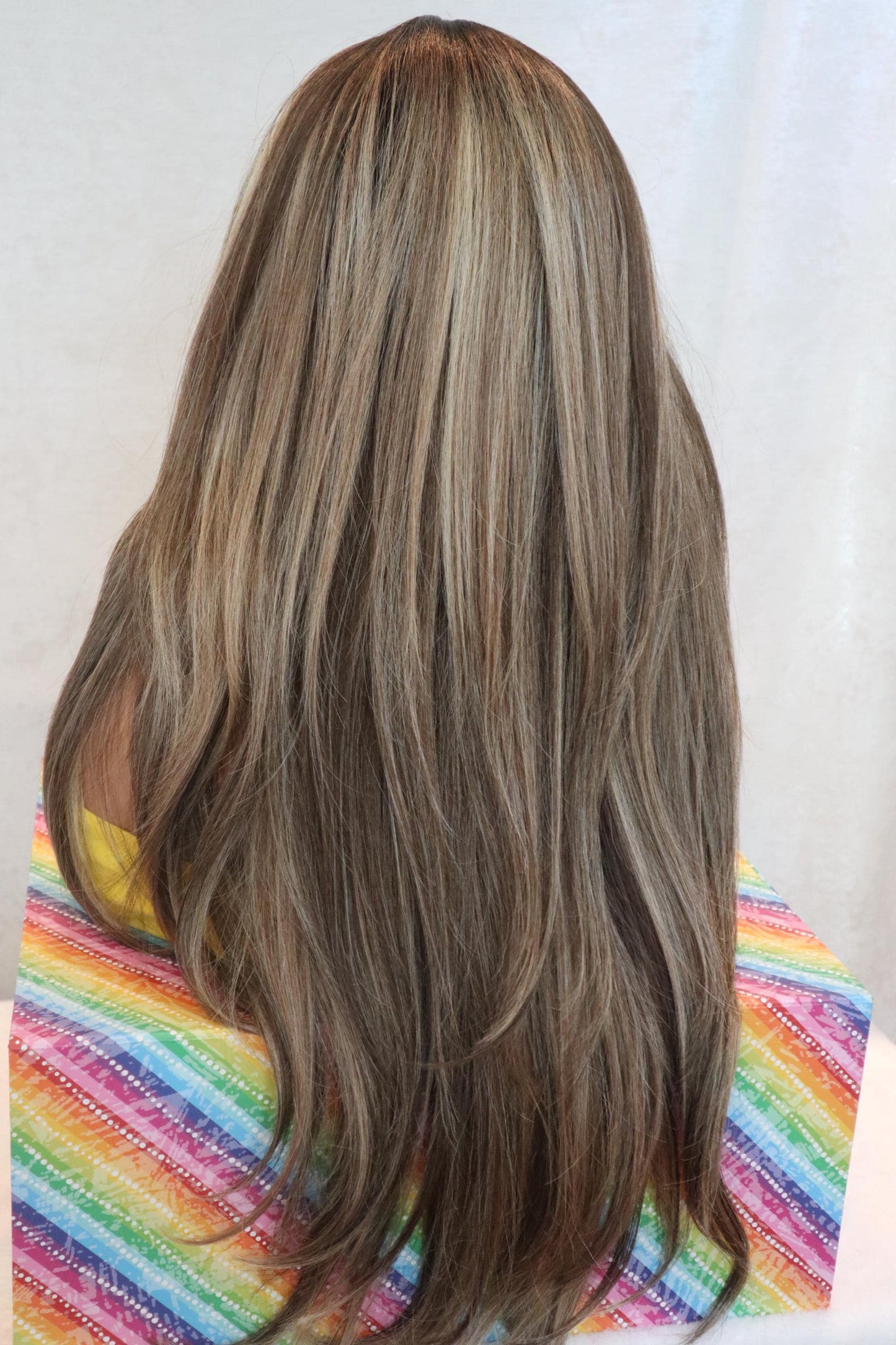 Long Manageable Non Shedding Straight Blonde Wig with Highlights Lowlights Soft Sexy Lace Front Wig