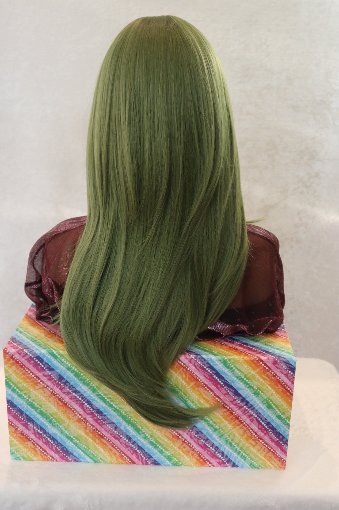 Thick Retro Green Matcha Wig with Bold Bangs | High-Quality, Easy Brush, 24-Inch Layered Style